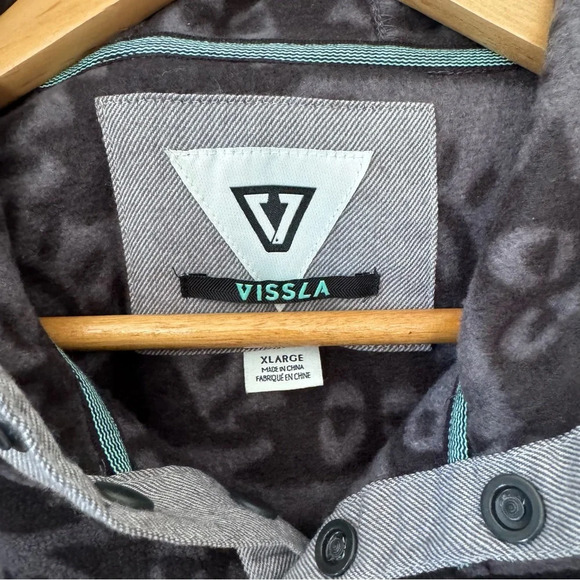 Vissla Boys XL Fleece Hoodie 1/4 Snap Printed Cartoon - Picture 3 of 5